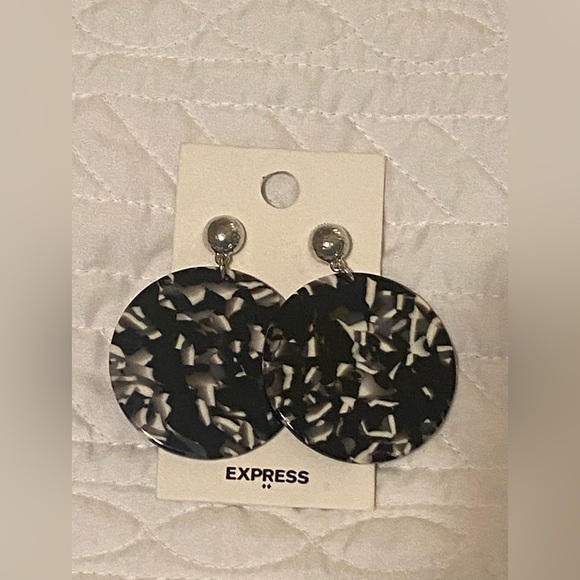 Express Jewelry - Express Earrings